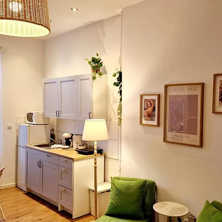 Stylish & Cosy In Berlin, Wifi Daire