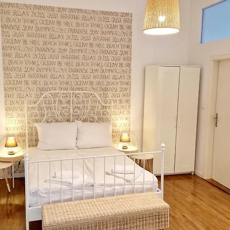 Stylish & Cosy In Berlin, Wifi Daire